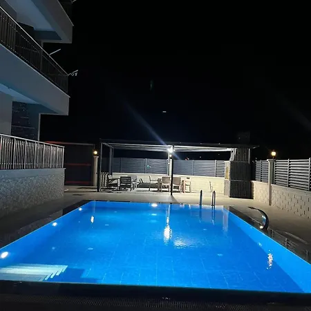 Elite Life With Pool In Dalamanda *